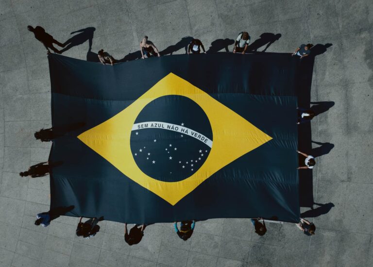 Campanha Droga5 para lançamento da Aliança SOS Oceano