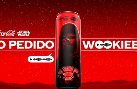 Coca-Cola e Star Wars se unem em campanha inédita que convida fãs a pedirem Coca-Cola em idioma Wookiee