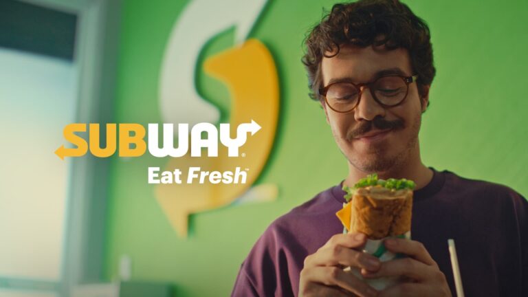 Subway® mostra em nova campanha que é possível comer fast food sem enfiar o pé na jaca