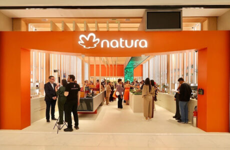 Natura inaugura novo conceito de loja com experiência sensorial