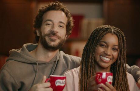 Pilão dá voz aos brasileiros no boa noite mais famoso do país