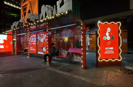 Coca-Cola e Eletromidia se unem para trazer de volta a magia do Natal na Av. Paulista
