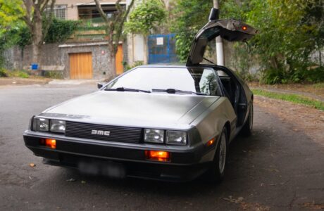 DELOREAN