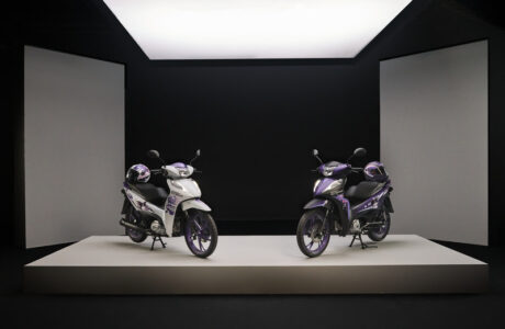 Honda apresenta moto conceito inspirada na personagem Kuromi, da Sanrio