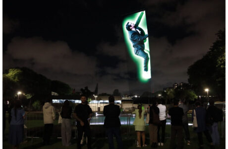 Leapmotor amplia campanha de estreia no Brasil com intervenção aérea inédita em São Paulo