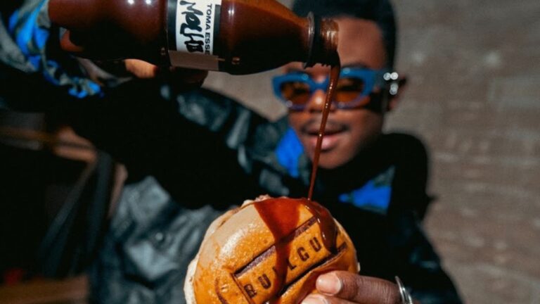 Pepsi lança molho exclusivo em parceria com a BULLGUER na BLACK FRIDAY