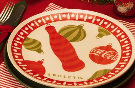 Spoleto lança prato de Natal em parceria com a Coca-Cola