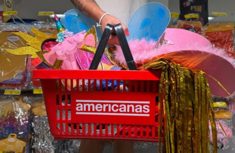 Americanas retorna ao Carnaval com mais de 1 milhão de itens