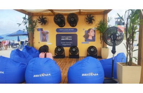 Britânia transforma calor em experiência com estratégia de ventilação conectando marca ao lifestyle de Jurerê Internacional