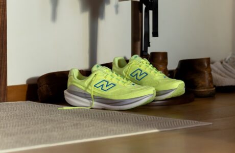 New Balance lança nova geração de um de seus principais tênis de running