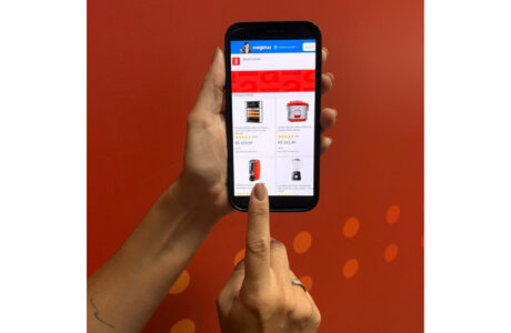 Americanas e Magalu anunciam parceria estratégica para e-commerce