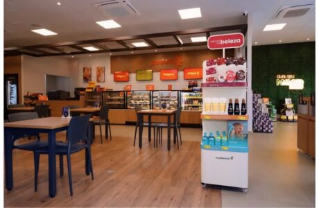 Australian Gold reforça presença no verão em parceria com a AmPm em praças estratégicas do país