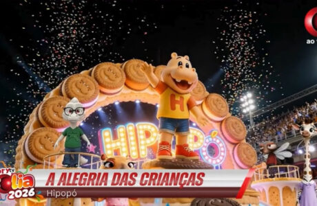 Cory transforma sua trajetória em desfile de Carnaval