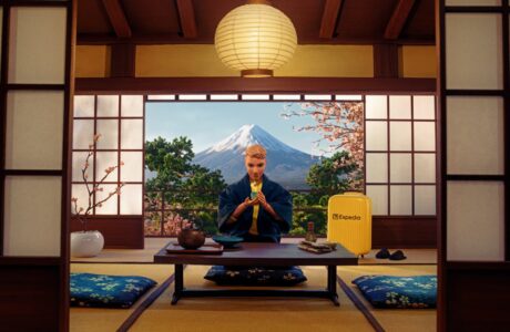 Credit_Expedia_x_Mattel_ExpediaKenSB_Still02_16x9 (1)