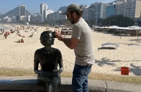 Dove une tecnologia, cultura e propósito de marca para homenagear Clarice Lispector