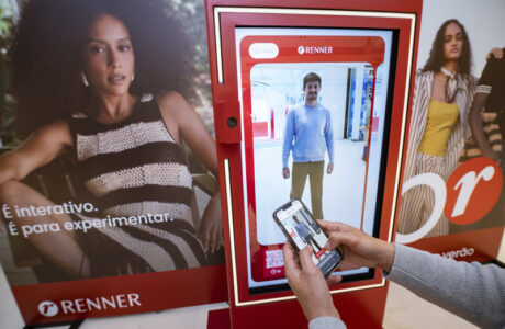 2025/08/25 – ELETROMIDIA RENNERFOTOS: GUSTAVO SCATENA