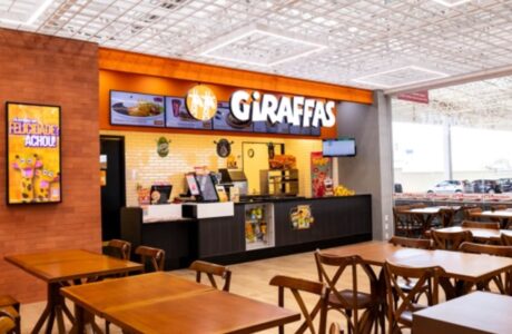 Giraffas investe R$ 8,5 milhões em tecnologia em 2026