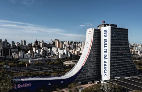Honda Motos se junta à Red Bull em ação inédita no Building Drop (1)