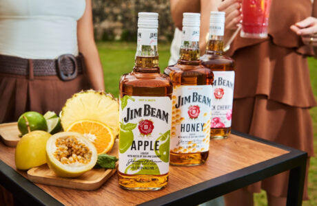 Jim Beam leva seu bourbon para ativações de Carnaval pelo Brasil