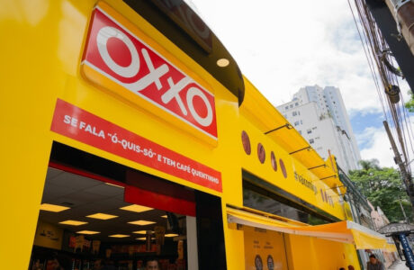 OXXO celebra um ano de andatti