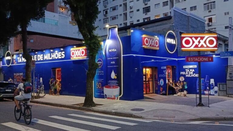 OXXO e NIVEA levam loja emblemática ao litoral e reforçam parceria no verão