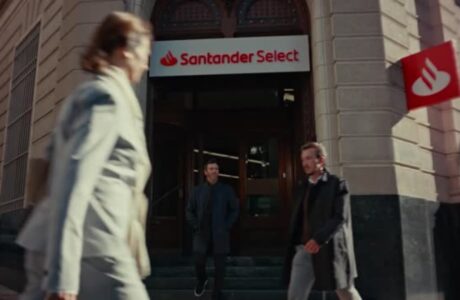 Santander Select redefine o território do segmento de alta renda em nova campanha