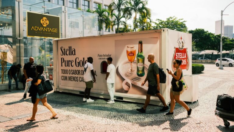 Stella Artois recepciona viajantes no Rio de Janeiro com taça de Stella Pure Gold