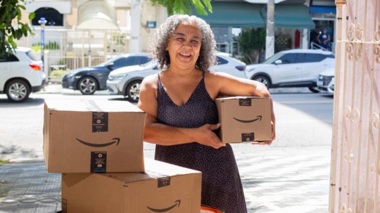 Amazon expande programa logístico no Brasil com potencial de R$ 300 milhões para PMEs