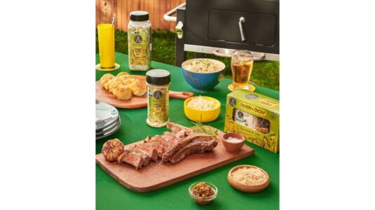 BR Spices lança linha de temperos para receitas icônicas e embalagem em verde e amarelo para itens de churrasco