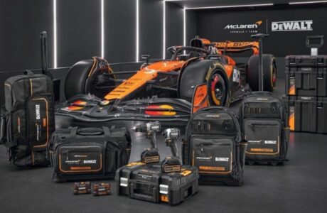 DEWALT destaca ferramentas desenvolvidas em parceria com a McLaren