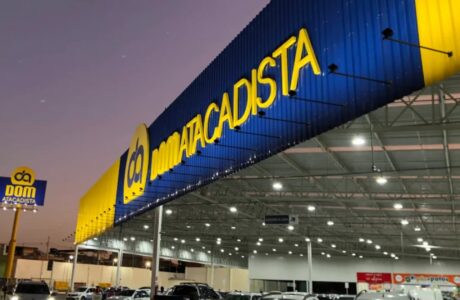 DOM Atacadista – fachada