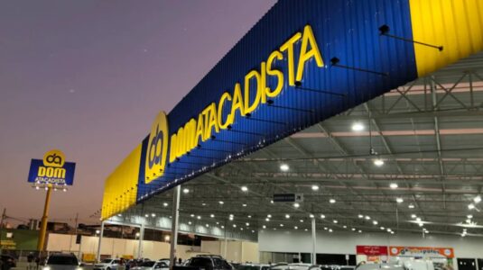 DOM Atacadista – fachada