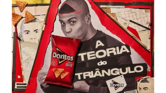 DORITOS® e Ronaldo revelam a Teoria do Triângulo, em referência ao clássico corte de cabelo de 2002
