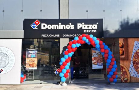 Domino’s Pizza conquista Selo de Excelência da ABF, o mais importante do setor, e reforça crescimento no franchising brasileiro