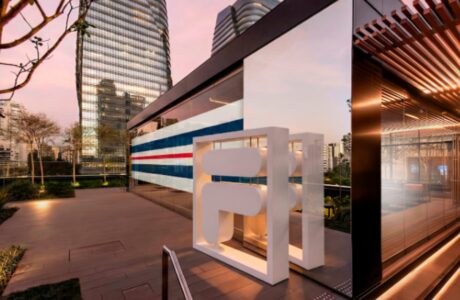 FILA apresenta pop-up store imersiva para amantes da corrida em SP