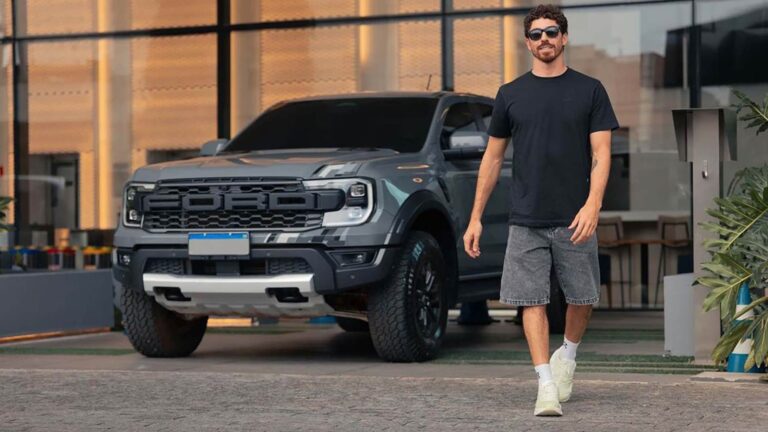 Ford anuncia surfista Yago Dora como o novo embaixador da marca no Brasil