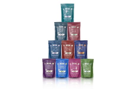 Hoop estreia no Brasil com suplementos naturais premium para pets
