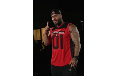 Integralmedica lança desafio no TikTok com música inédita de Leo Stronda