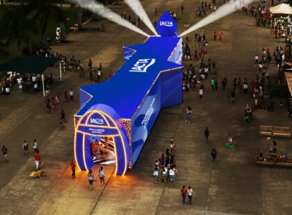 Lacta antecipa a magia da Páscoa levando a maior parreira de ovos já vista para o Parque Villa-Lobos