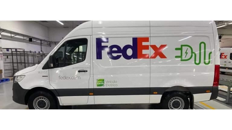Mercedes-Benz eSprinter impulsiona frota elétrica da FedEx no Brasil