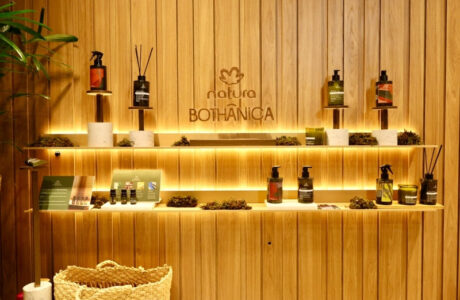 Natura Bothânica transforma Casa Dexco em experiência sensorial