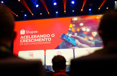 Stellantis lança lojas de suas marcas na Shopee e amplia estratégia digital de peças e serviços no Brasil