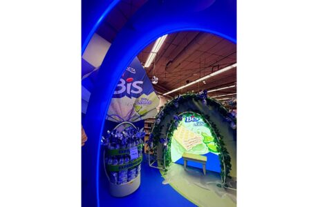 store in store – lacta