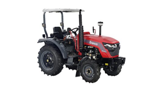 Branco celebra 90 anos e lança primeiro trator agrícola