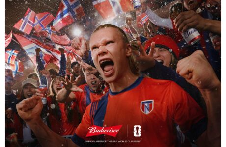 Budweiser une Erling Haaland e Jürgen Klopp em lançamento de campanha global para a Copa do Mundo FIFA™ 2026