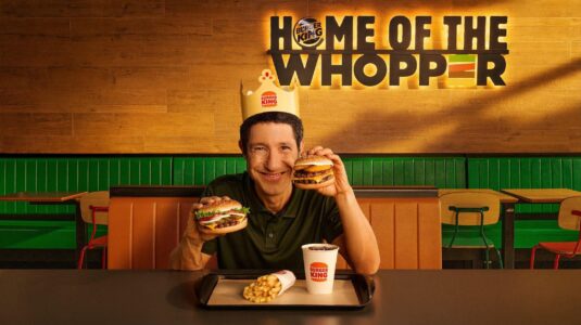 Burger King® derruba o preço do King em Dobro e lança campanha com Fabiano Augusto agora são 2 burgers a partir de R$20