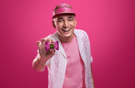 João Gomes se une a Sonho de Valsa como novo embaixador da marca e convida o público a se declarar