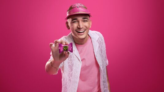 João Gomes se une a Sonho de Valsa como novo embaixador da marca e convida o público a se declarar