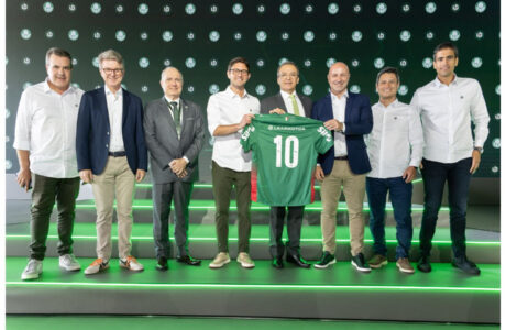 Leapmotor firma patrocínio com o Palmeiras