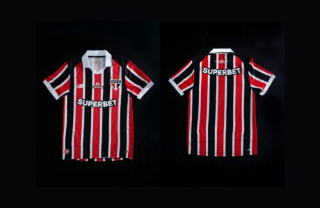 New Balance e São Paulo FC incorporam estética retrô ao contemporâneo em nova camisa tricolor (1)